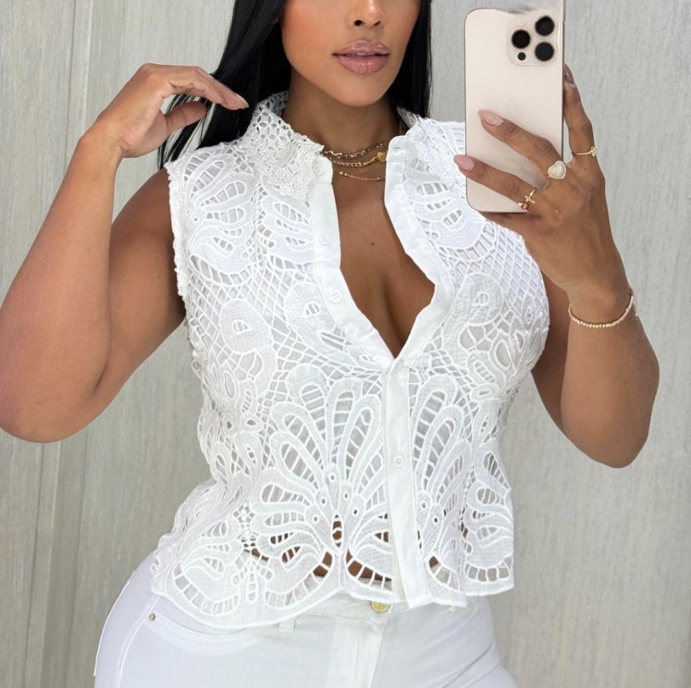 Elegant White Lace Sleeveless Top